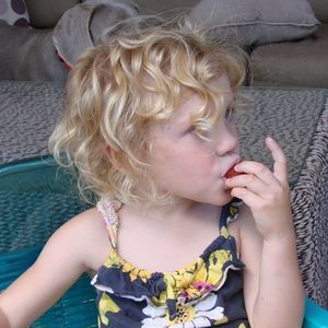 Meet your Posher, Leslie